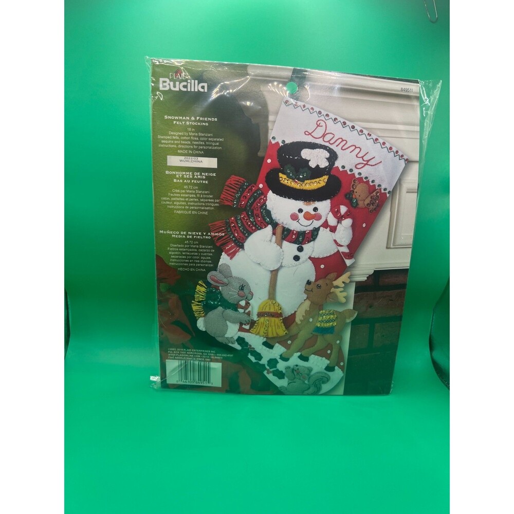 Bucilla SNOWMAN AND FRIENDS Felt Stocking Kit-849511/2003-Vintage